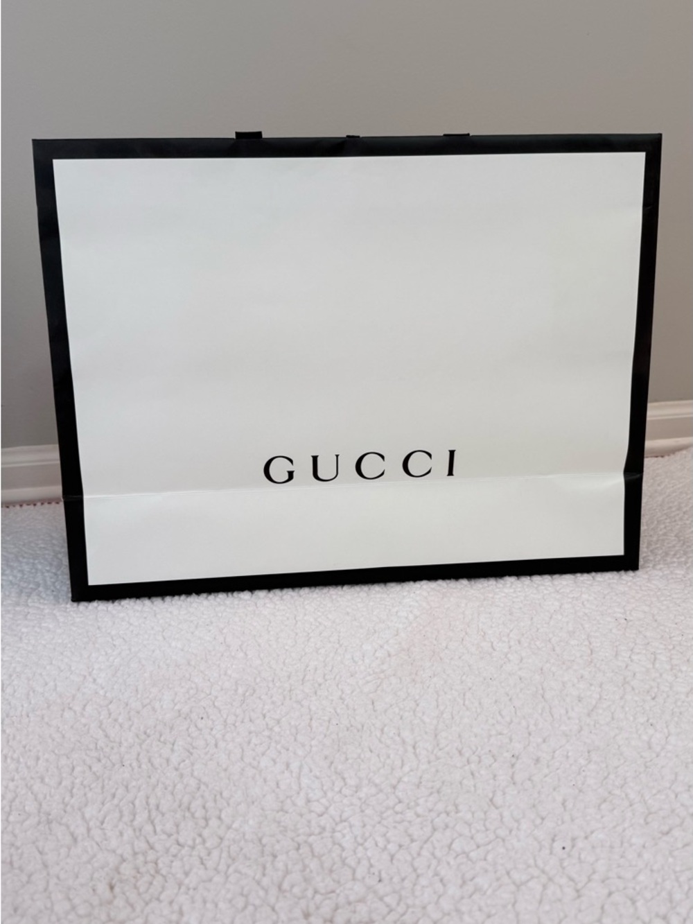 Gucci Black Monogram Leather Messenger Bag - Picture 4 of 16
